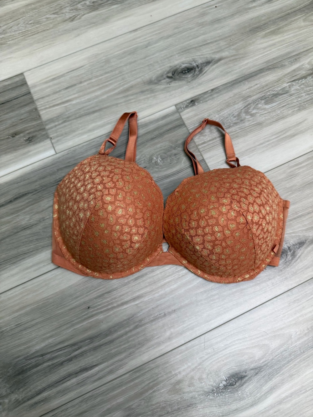 Victoria's Secret Rust Orange Bra with Gold Lace SZ 40d